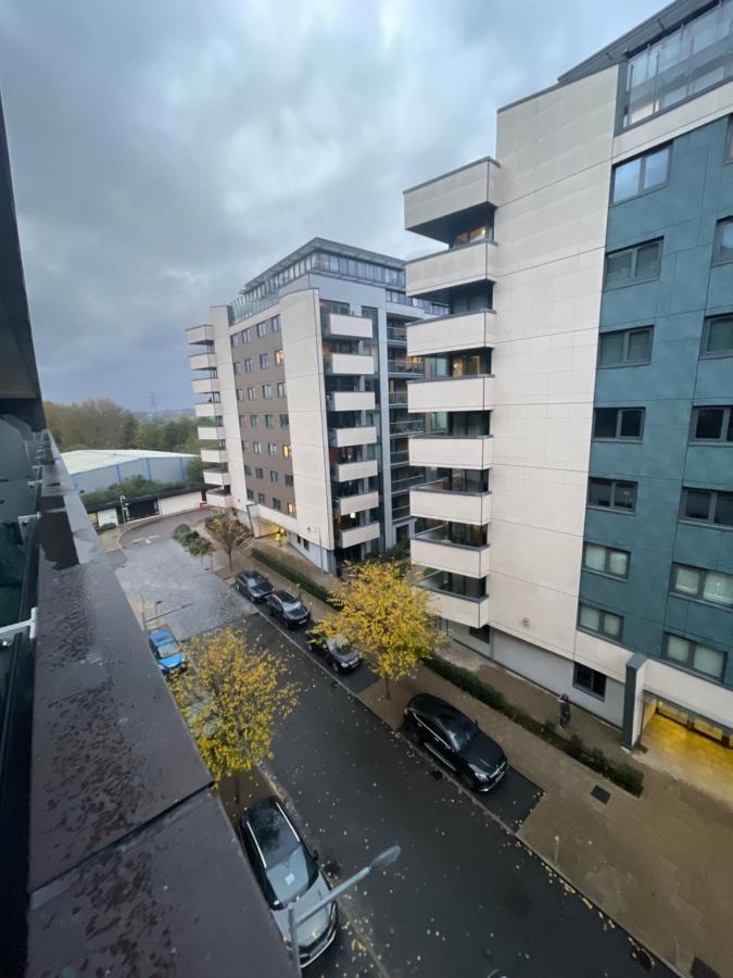 Amazing Apartment Moments Away From The Heart Of London Exterior foto